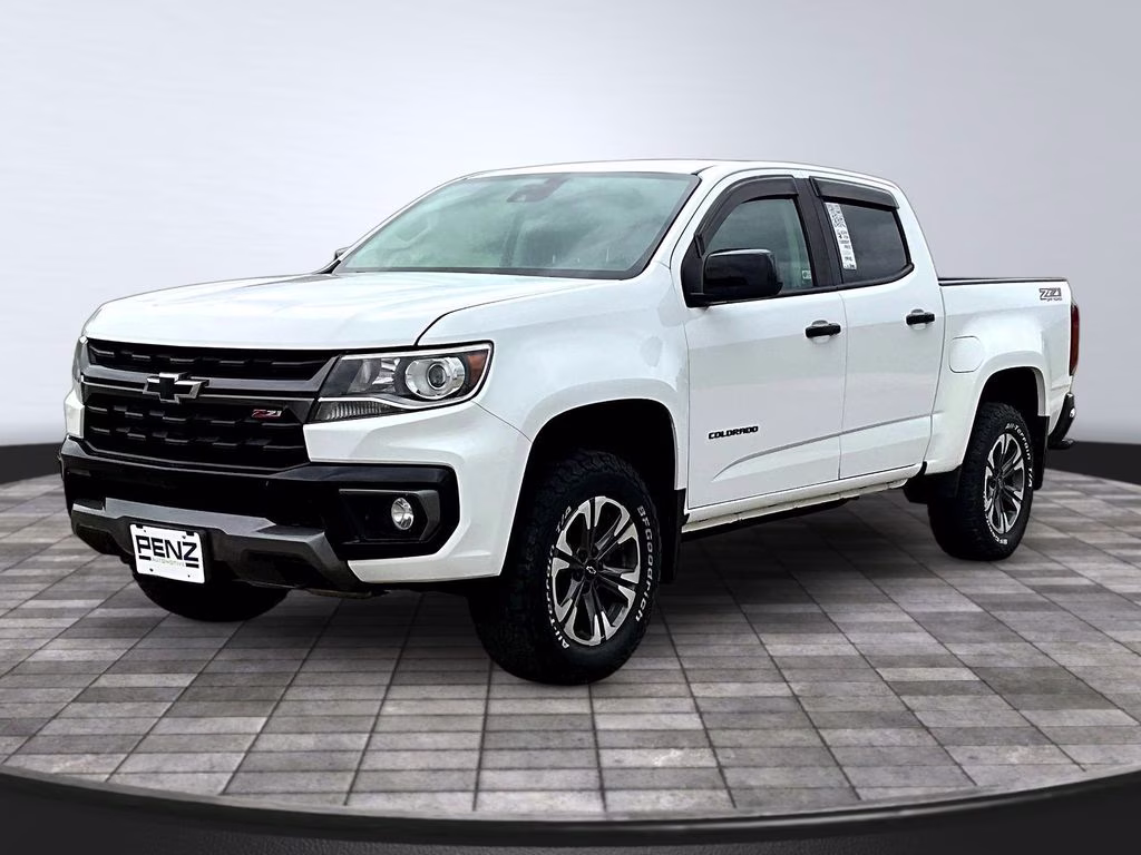 2022 Summit White Chevrolet Colorado Z71 4X4 Truck