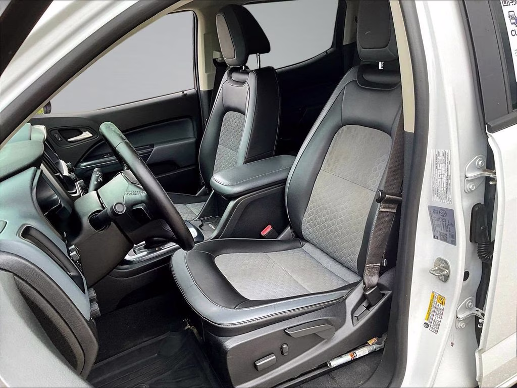 2022 Summit White Chevrolet Colorado Z71 4X4 Truck