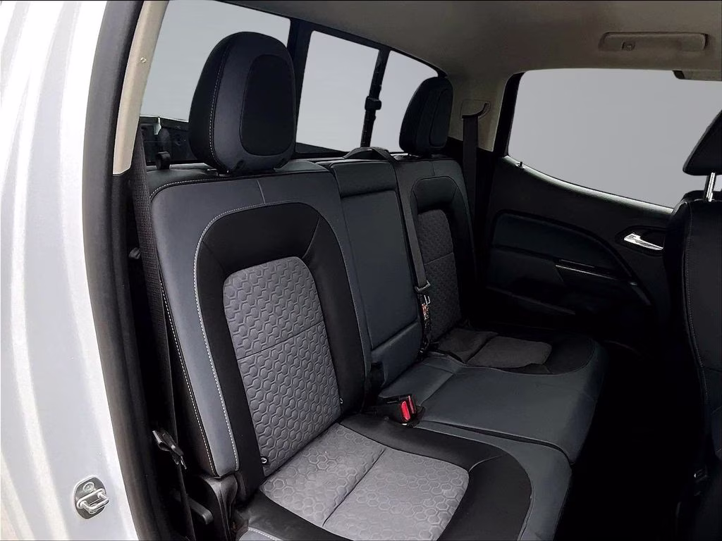 2022 Summit White Chevrolet Colorado Z71 4X4 Truck