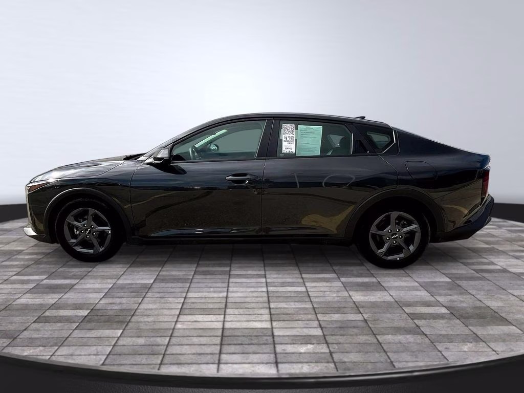 2025 Interstellar Gray Kia K4 LXS FWD Sedan