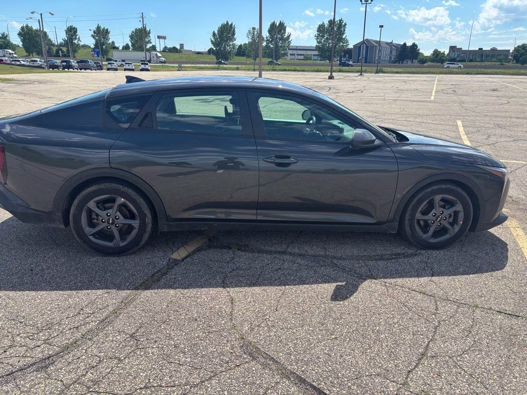2025 Interstellar Gray Kia K4 LXS FWD Sedan