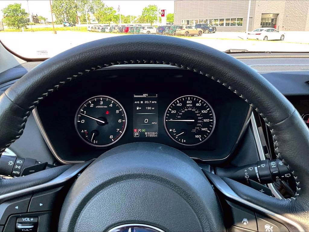 2022 Crystal Black Silica Subaru Outback Limited XT AWD SUV