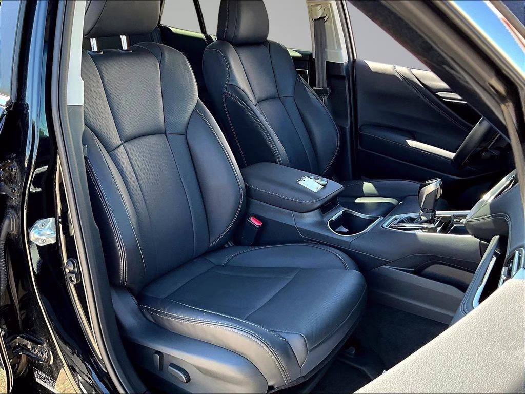 2022 Crystal Black Silica Subaru Outback Limited XT AWD SUV