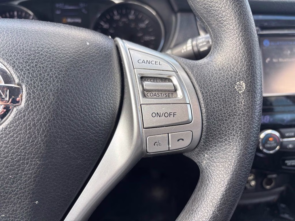 2015 Cayenne Red Nissan Rogue SV AWD SUV