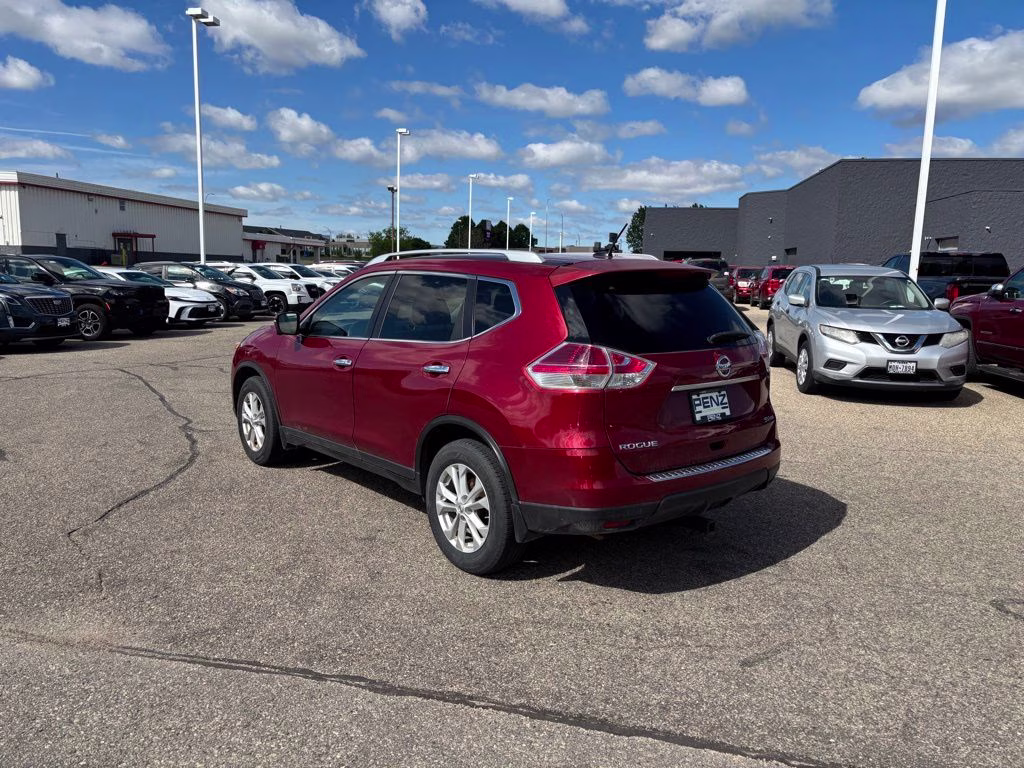 2015 Cayenne Red Nissan Rogue SV AWD SUV