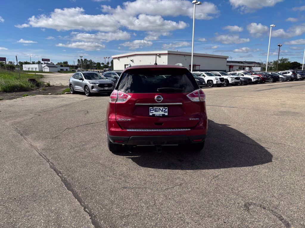 2015 Cayenne Red Nissan Rogue SV AWD SUV