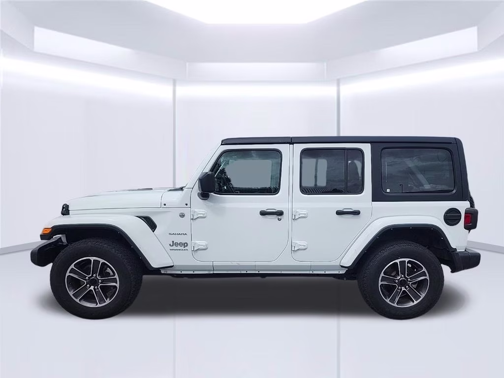 2023 Bright White Clearcoat Jeep Wrangler Sahara 4X4 SUV