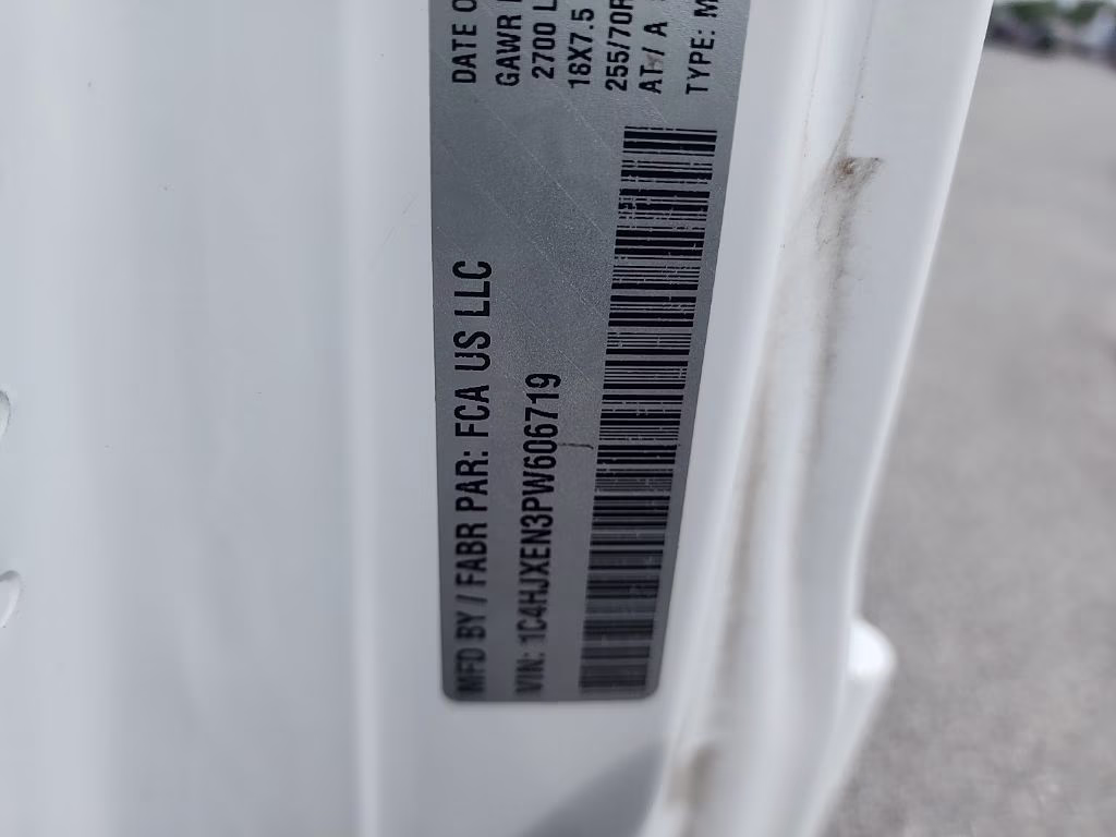 2023 Bright White Clearcoat Jeep Wrangler Sahara 4X4 SUV