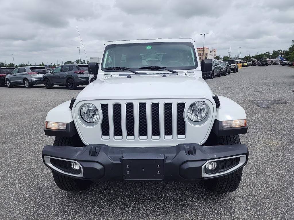 2023 Bright White Clearcoat Jeep Wrangler Sahara 4X4 SUV
