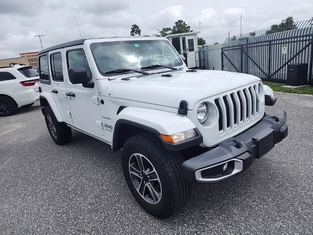 2023 Bright White Clearcoat Jeep Wrangler Sahara 4X4 SUV