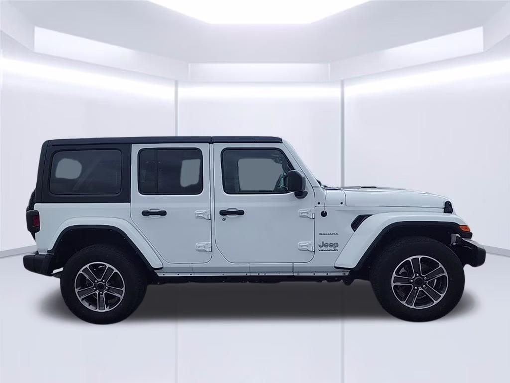 2023 Bright White Clearcoat Jeep Wrangler Sahara 4X4 SUV