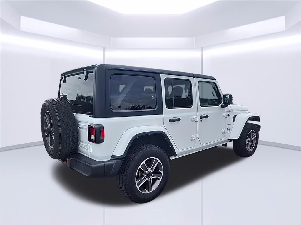 2023 Bright White Clearcoat Jeep Wrangler Sahara 4X4 SUV