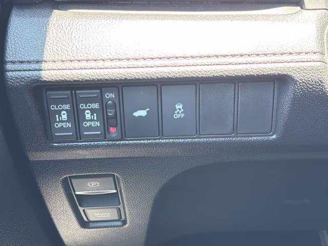 2025 Crystal Black Pearl Honda Odyssey EX-L FWD Van