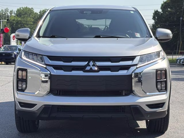 2024 Alloy Silver Metallic Mitsubishi Outlander Sport 2.0 SE 4X4 SUV