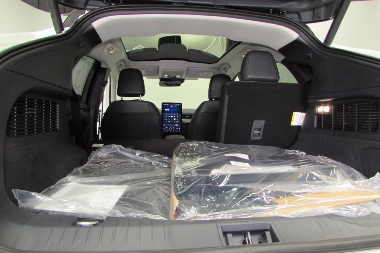 2025 Star White Metallic Tri-Coat Ford Mustang Mach-E Premium AWD SUV