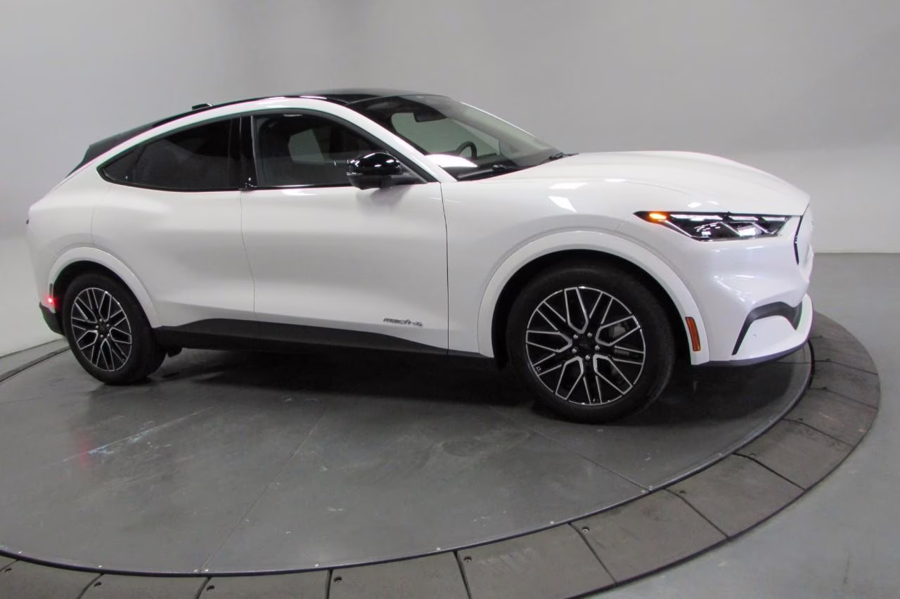 2025 Star White Metallic Tri-Coat Ford Mustang Mach-E Premium AWD SUV