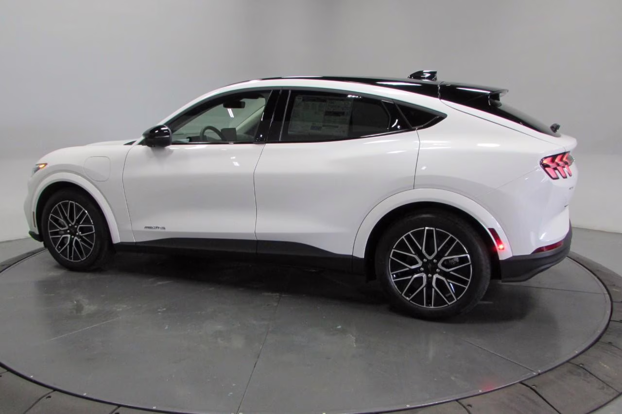 2025 Star White Metallic Tri-Coat Ford Mustang Mach-E Premium AWD SUV