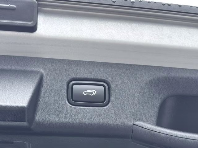 2024 Shimmering Silver Hyundai Tucson SEL AWD SUV