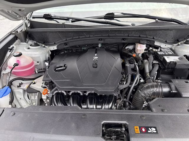 2024 Shimmering Silver Hyundai Tucson SEL AWD SUV