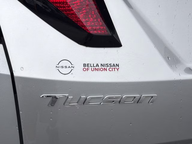 2024 Shimmering Silver Hyundai Tucson SEL AWD SUV