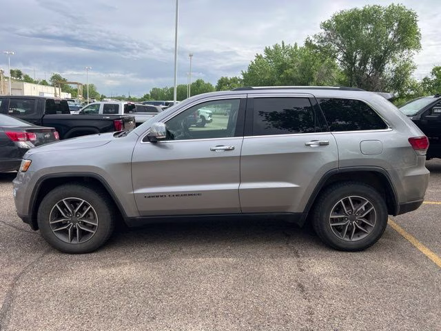 2020 Billet Silver Metallic Clearcoat Jeep Grand Cherokee Limited 4X4 SUV