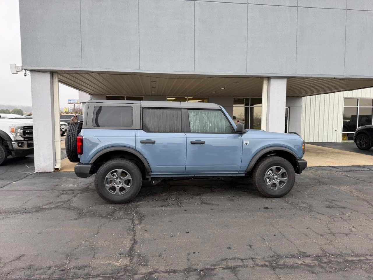 2025 Azure Gray Metallic Tri-Coat Ford Bronco Big Bend 4X4 SUV