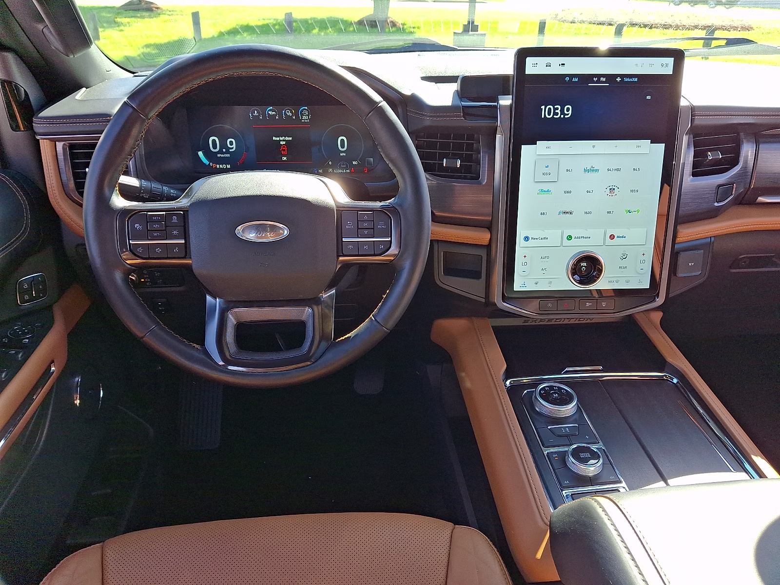 2022 Star White Metallic Tri-Coat - AZ Ford Expedition Platinum 4X4