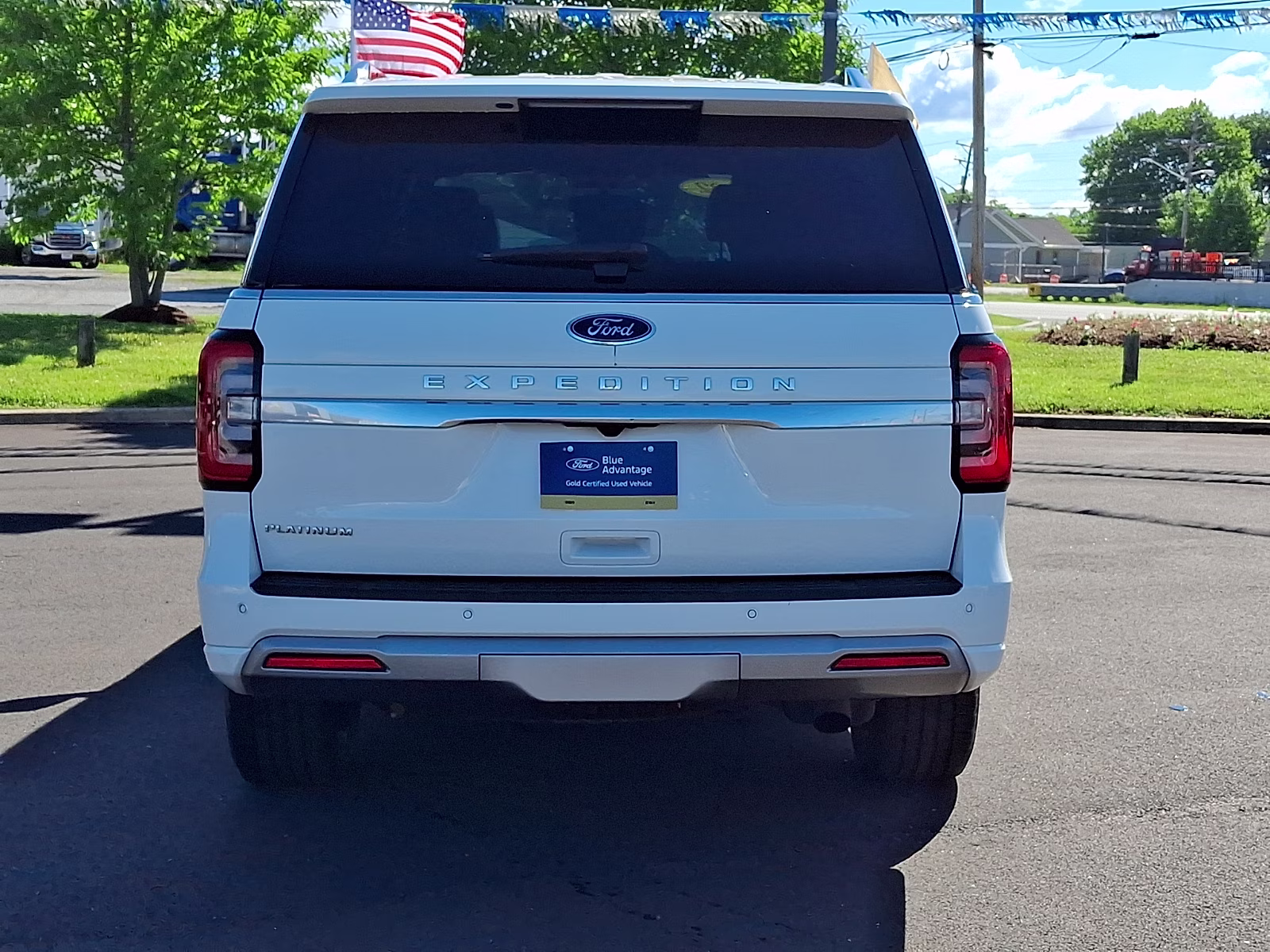 2022 Star White Metallic Tri-Coat - AZ Ford Expedition Platinum 4X4