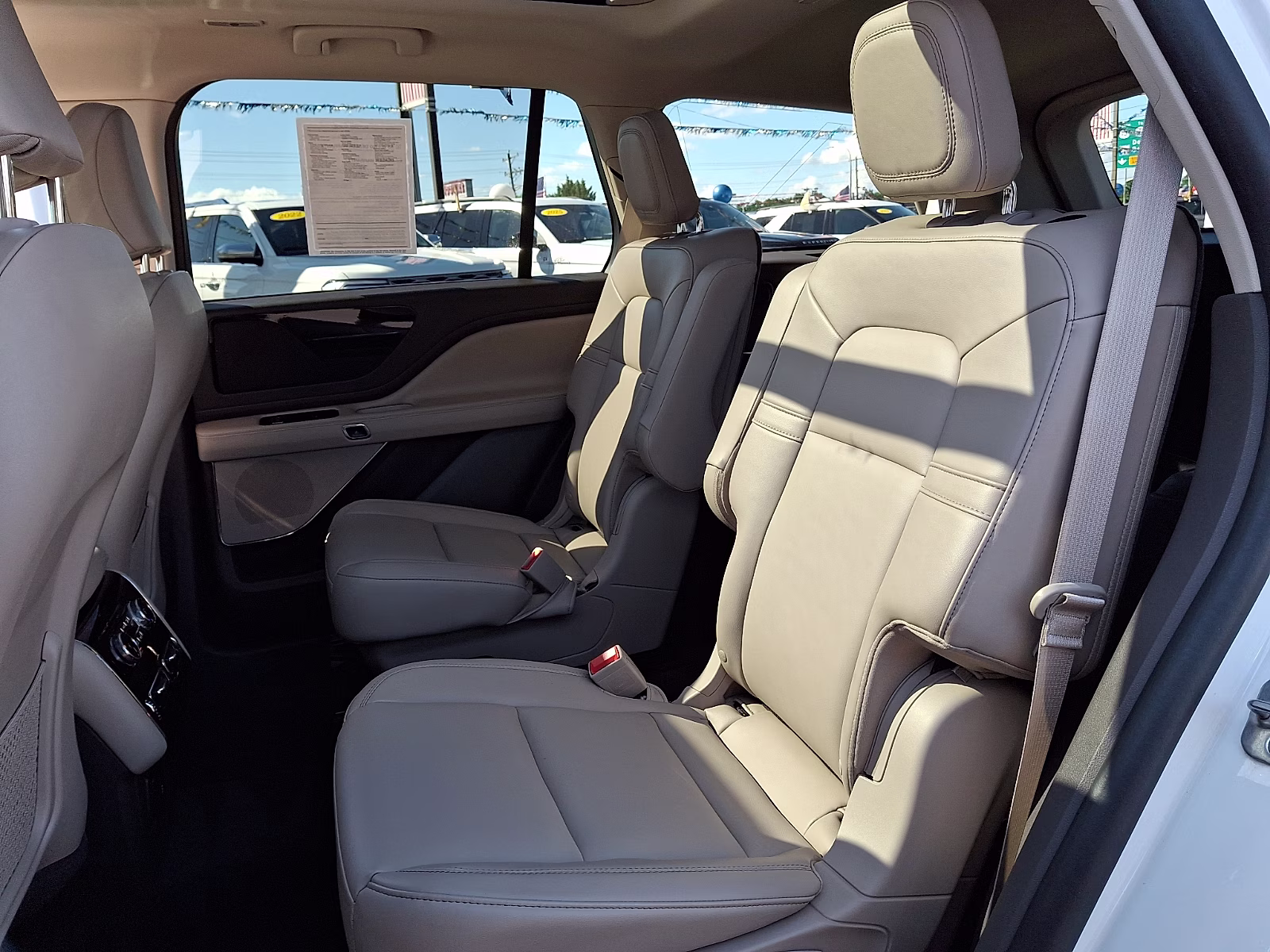 2023 Pristine White Metallic Tri-Coat - AZ Lincoln Aviator Standard AWD