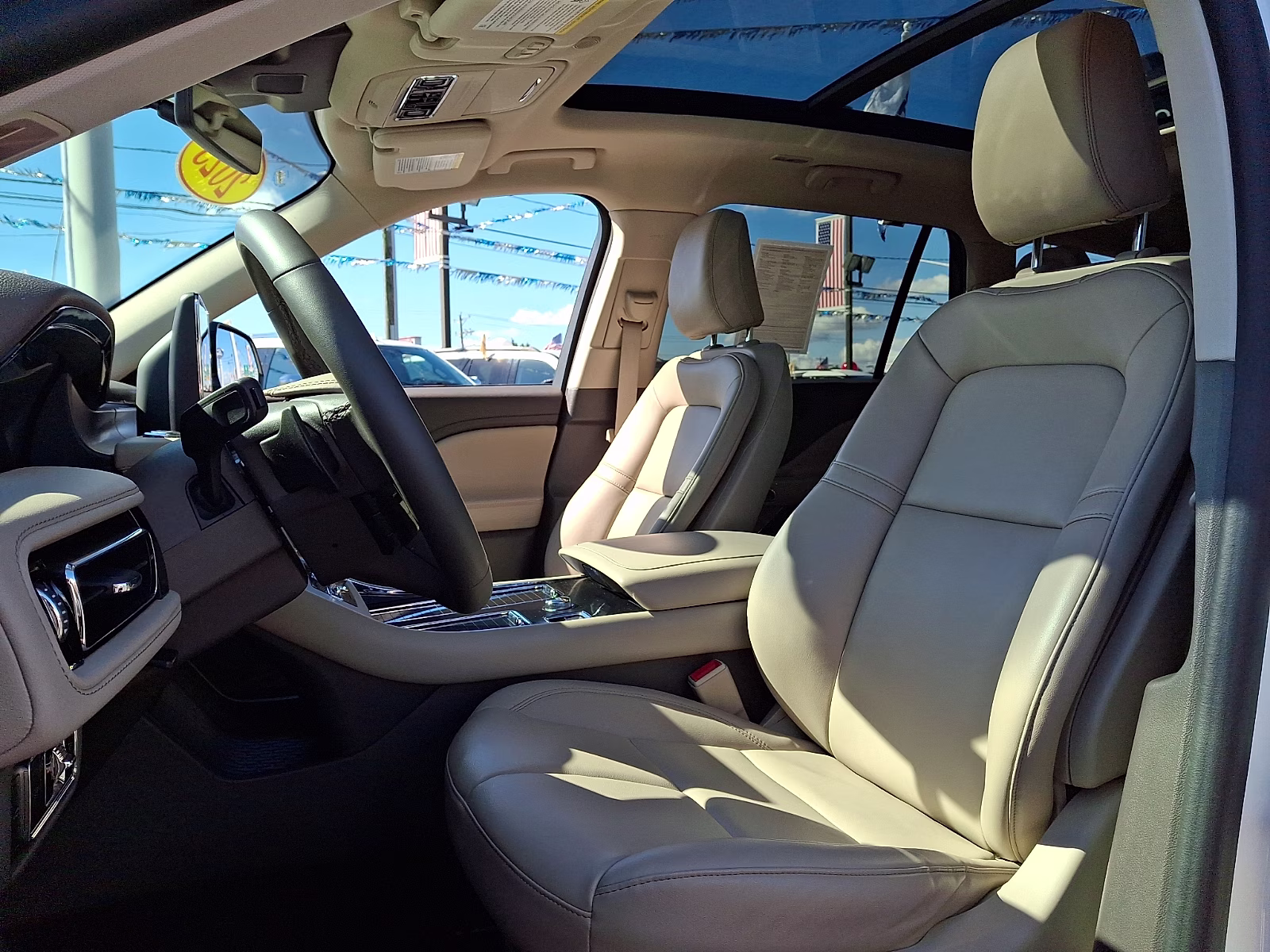 2023 Pristine White Metallic Tri-Coat - AZ Lincoln Aviator Standard AWD