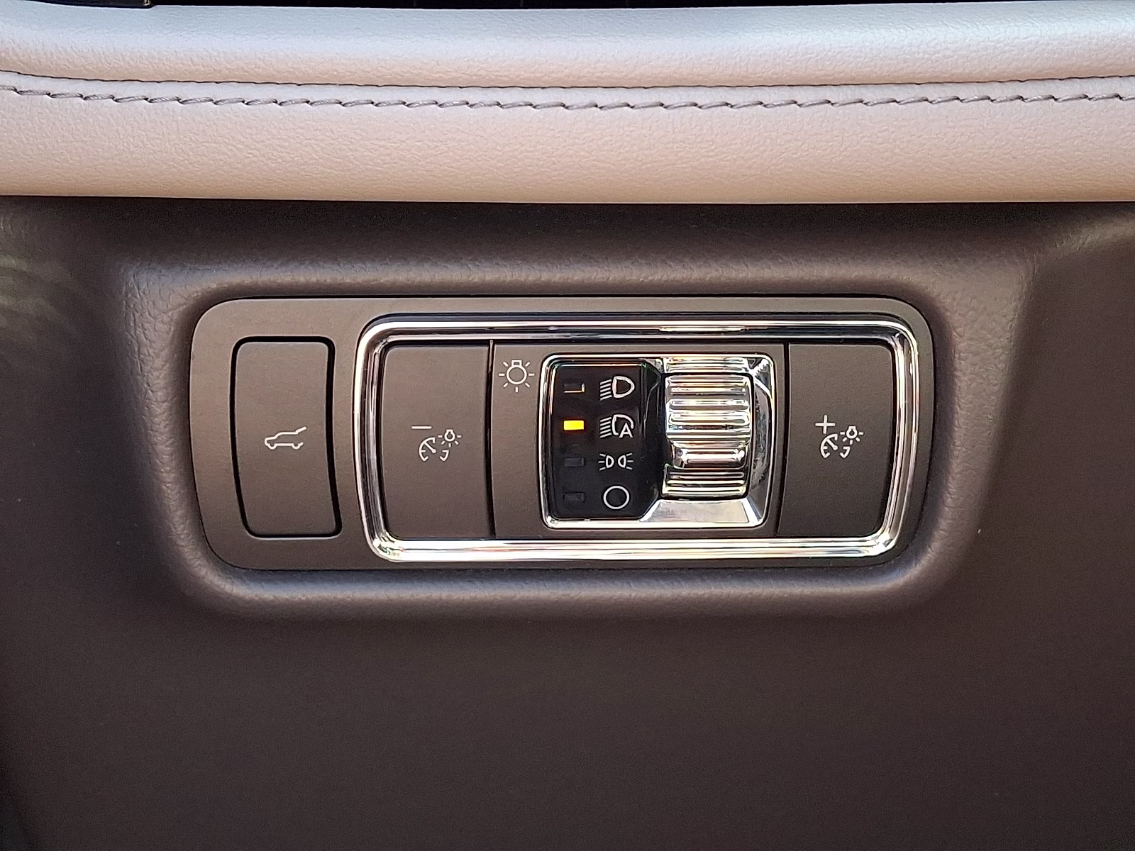 2023 Pristine White Metallic Tri-Coat - AZ Lincoln Aviator Standard AWD