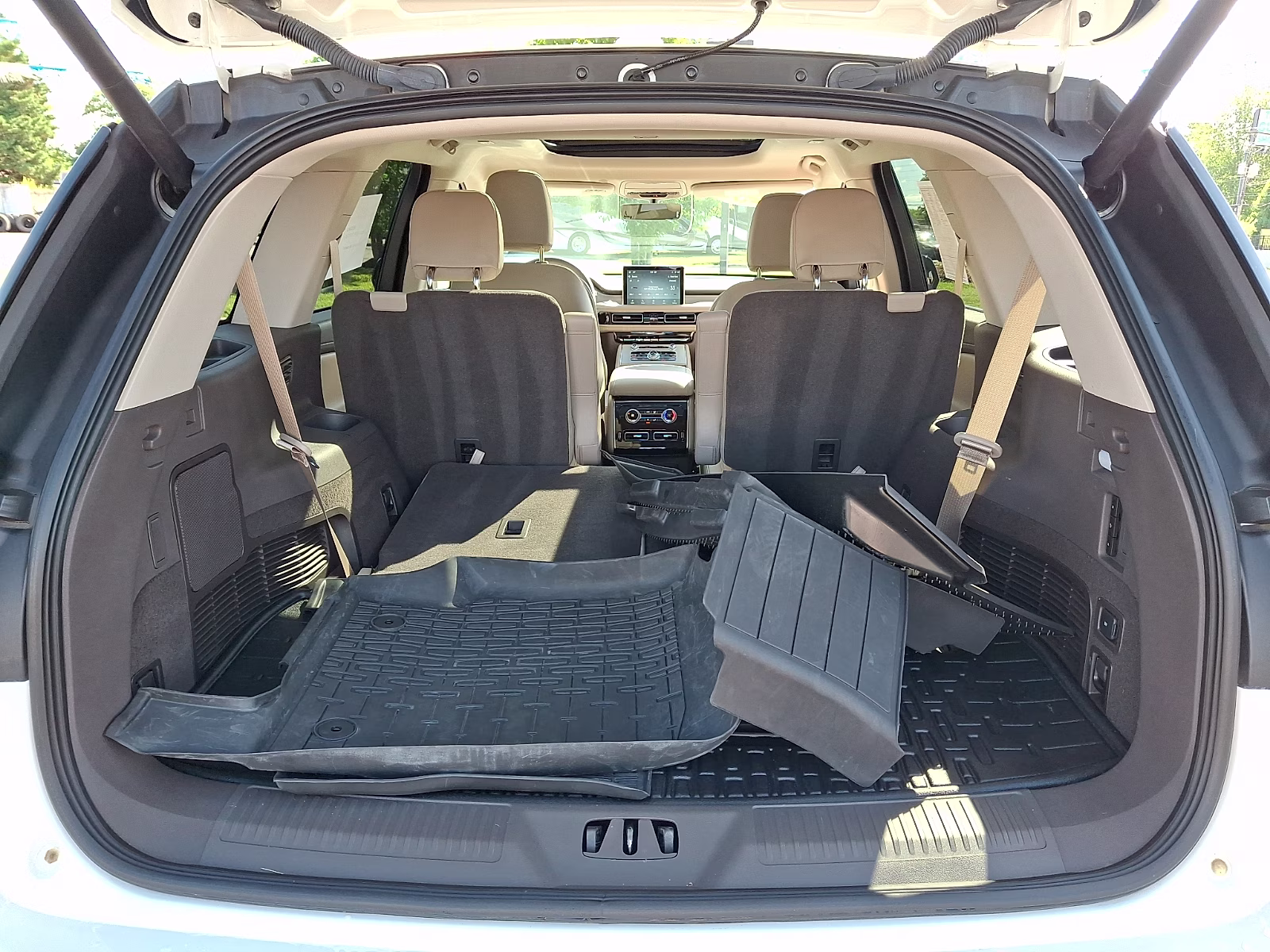 2023 Pristine White Metallic Tri-Coat - AZ Lincoln Aviator Standard AWD
