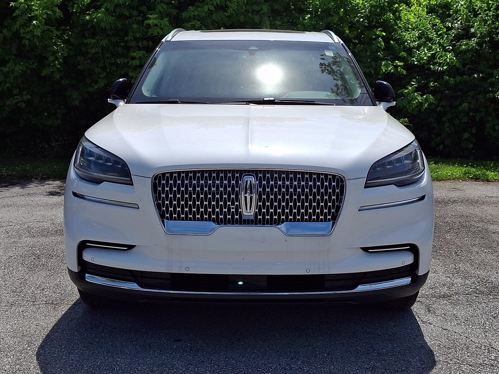 2023 White Metallic Lincoln Aviator Standard AWD