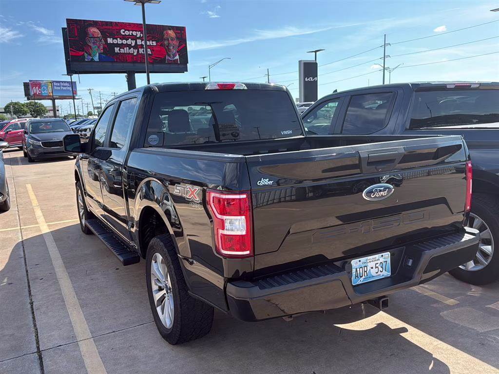2018 Shadow Black Ford F-150 XL 4X4 Truck