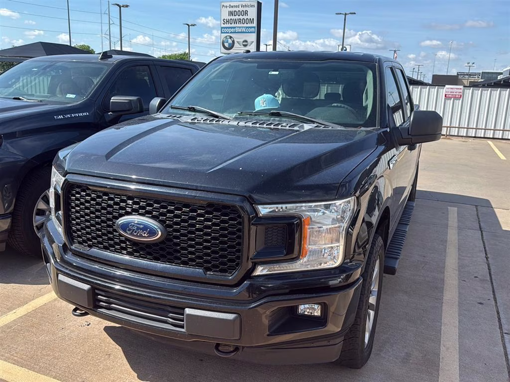 2018 Shadow Black Ford F-150 XL 4X4 Truck