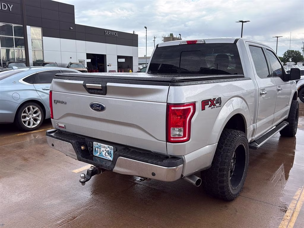 2016 Ingot Silver Metallic Ford F-150 XLT 4X4 Truck