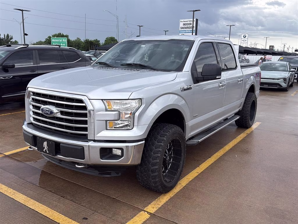 2016 Ingot Silver Metallic Ford F-150 XLT 4X4 Truck