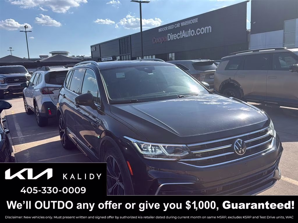 2022 Deep Black Pearl Volkswagen Tiguan SEL R-Line AWD SUV