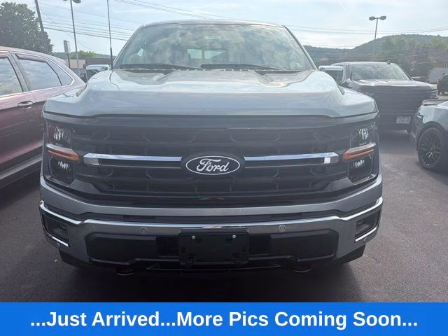 2025 Silver Metallic Ford F-150 XLT 4X4 Truck
