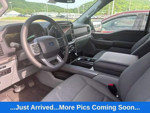 2025 Silver Metallic Ford F-150 XLT 4X4 Truck