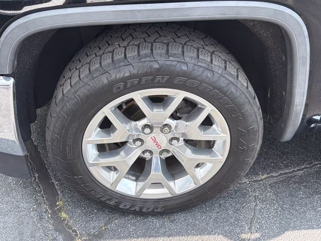 2017 Onyx Black GMC Sierra 1500 SLT RWD Truck