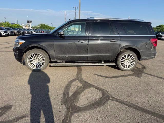 2023 Agate Black Metallic Ford Expedition Max Platinum 4X4 SUV