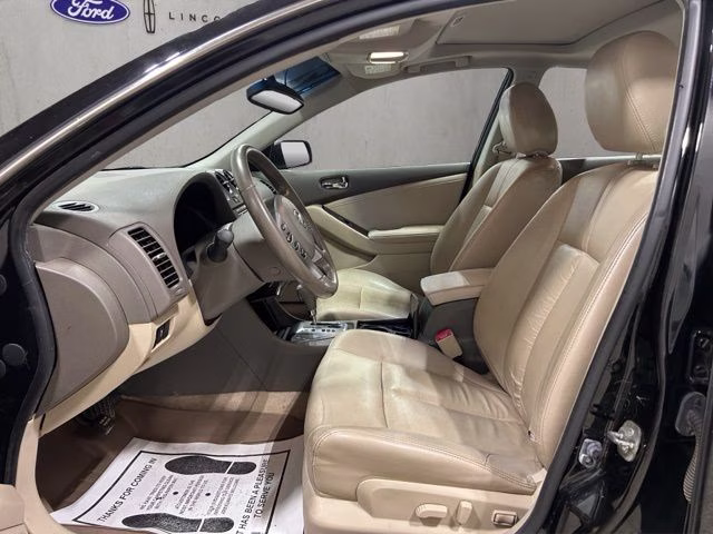 2012 Super Black Nissan Altima 2.5 SL FWD Sedan