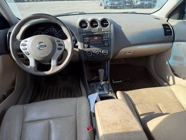 2012 Super Black Nissan Altima 2.5 SL FWD Sedan