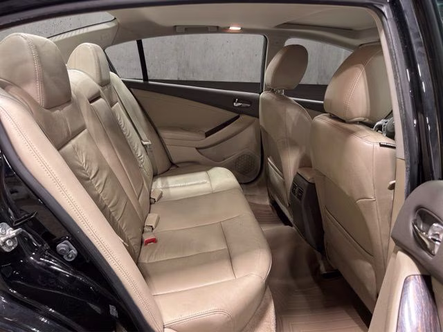2012 Super Black Nissan Altima 2.5 SL FWD Sedan