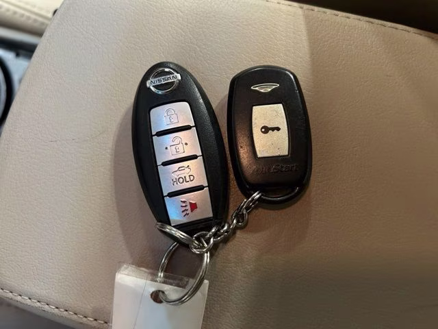 2012 Super Black Nissan Altima 2.5 SL FWD Sedan