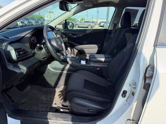 2024 Crystal White Pearl Subaru Outback Premium AWD SUV