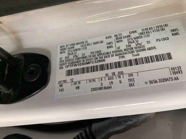 2021 Oxford White Ford F-150 Lariat 4X4 Truck