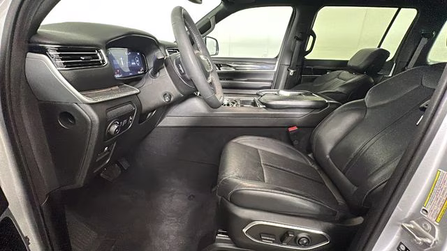 2022 Silver Zynith Jeep Wagoneer Series II RWD SUV