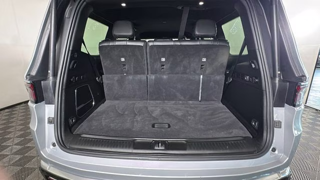 2022 Silver Zynith Jeep Wagoneer Series II RWD SUV
